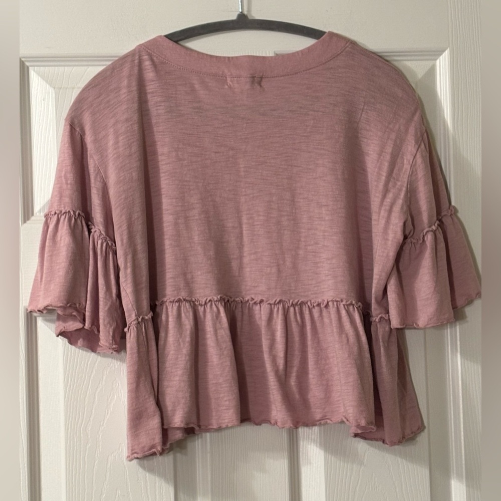 Altar’d State Peplum Style Pink Ruffle Lightweight Top Size M EUC - Picture 5 of 9